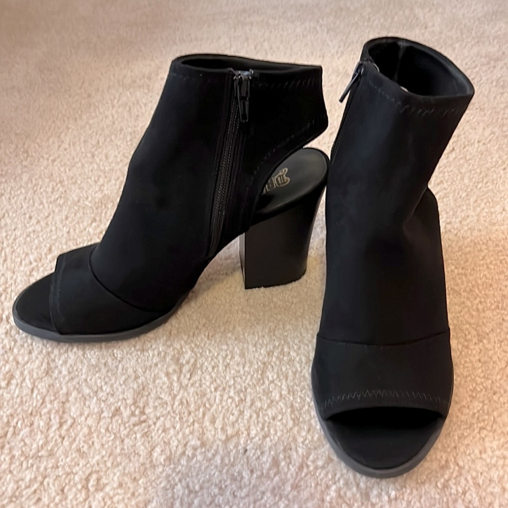 3/$20 Chunky Faux Suede Ankle Booties. Black. Size 9.5. Open toed heels.